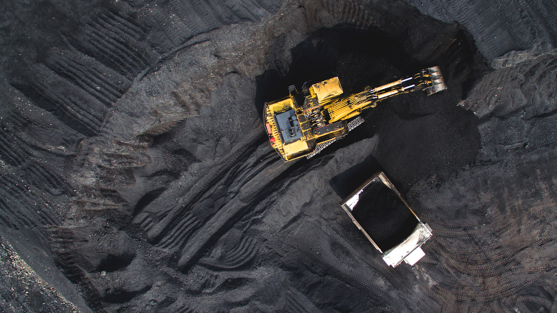 Global supply chain challenges and energy shortages and their impact on PF mining projects